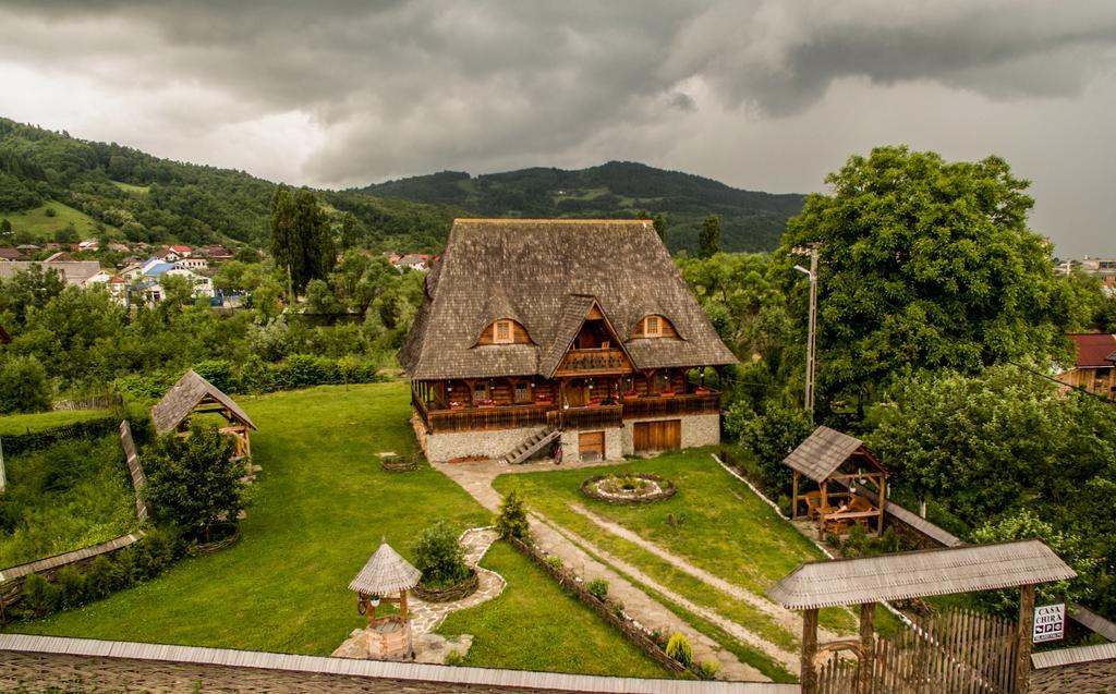 ホテル Casa Chira Vişeu de Sus エクステリア 写真